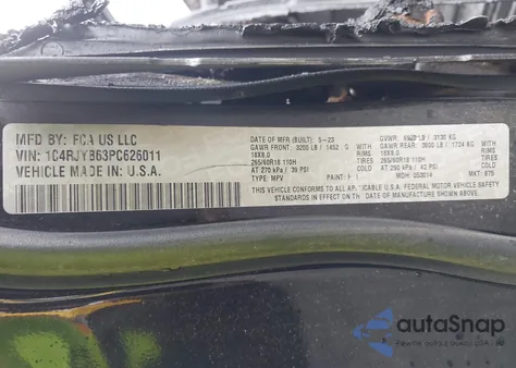 2023 Jeep Grand Cherokee 4Xe z USA, uszkodzony, nr VIN 1C4RJYB63PC626011